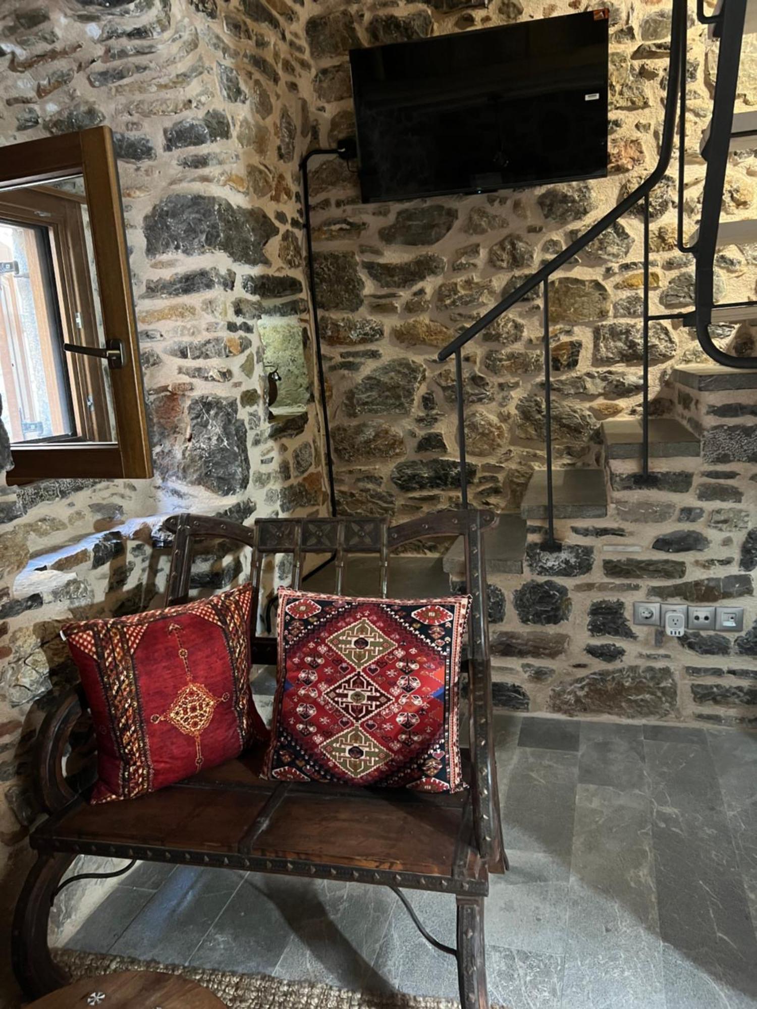 Byzantine Home In The Castle Mesta Ngoại thất bức ảnh